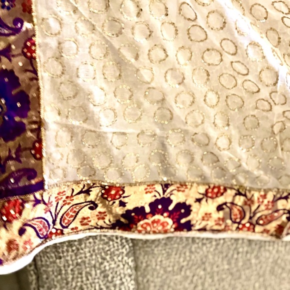 BrandNew!A pure silk Georgette hand embroidered sequins all over;Benarasi Border - Picture 17 of 17